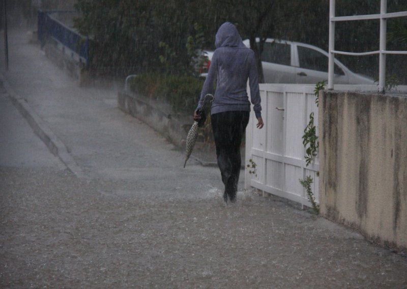 Obilne kiše potopile Mostar