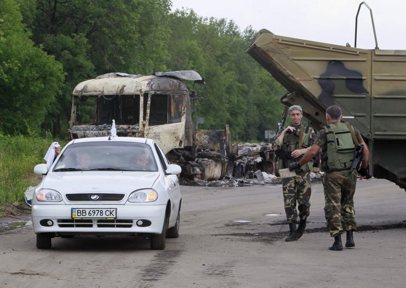 Proruski separatisti siju strah i teror u Ukrajini
