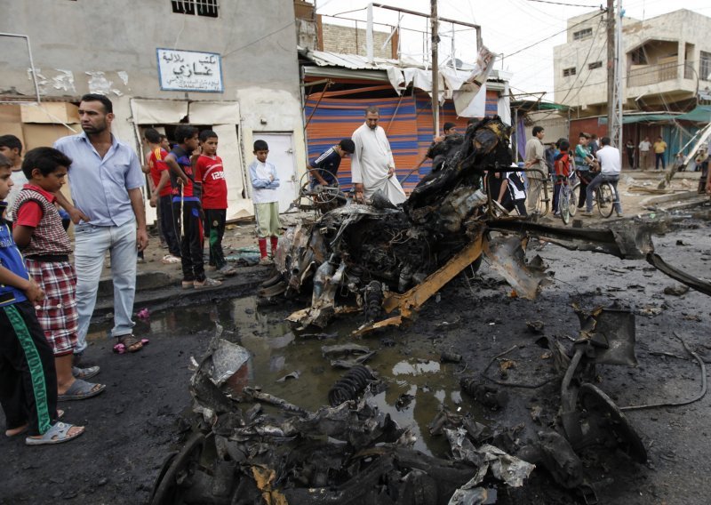 Najmanje 31 mrtav u eksplozijama automobila bombi