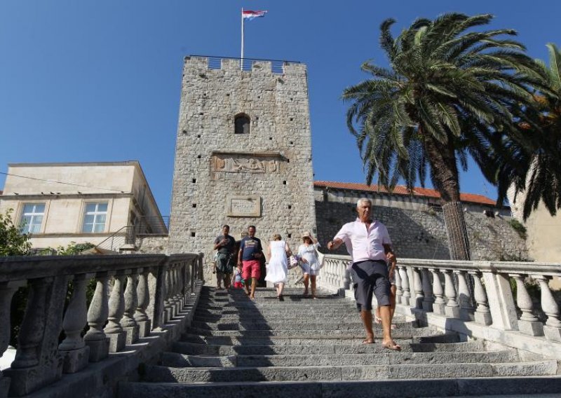 Ultramaratonka startala u Pekingu i dotrčala do Korčule!