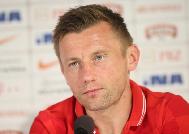 Olić: Vjerujemo da će Hrvatska proći skupinu na SP-u