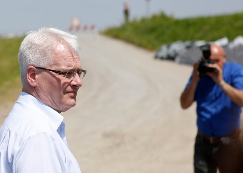 Josipović: Ne treba sada skupljati političke bodove