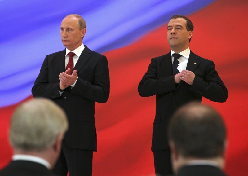 Putin i Medvedev idu na Krim na Dan pobjede