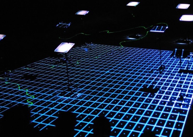 Pogledajte luminoakustičnu instalaciju koju publika obožava