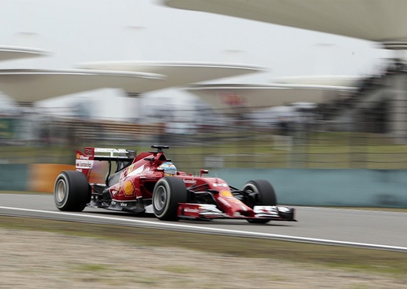 Ferrari iznenadio, Alonso odmah do Hamiltona!