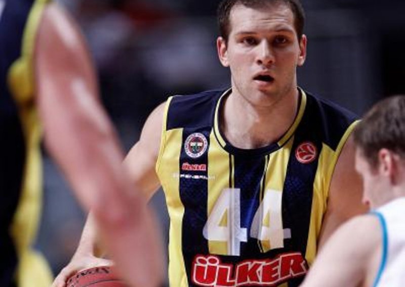 Fener slavio u gostima, Bogdanović i Žorić solidni