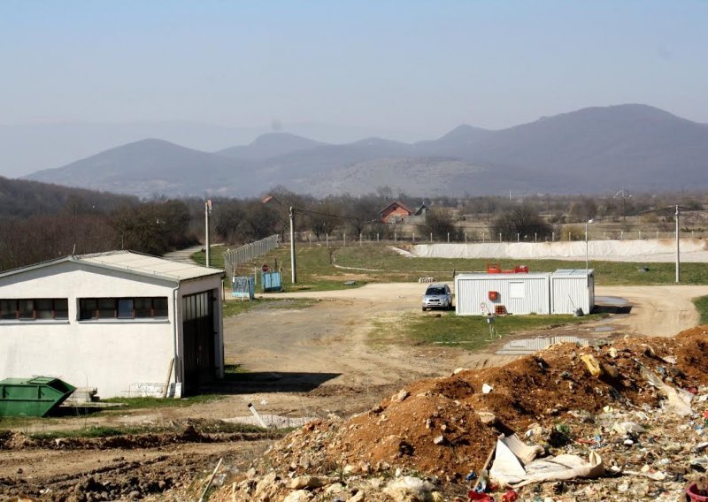 Čuda su moguća: Postoji grad koji želi makarsko smeće!