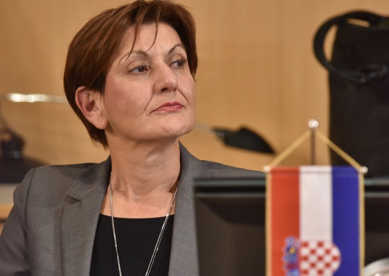 Politika Vlade je stabilnost tečaja, a nema razgovora da budem na čelu HNB-a