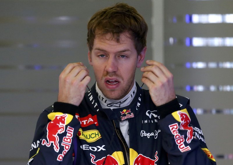 Vettel je strašno ogorčen: To je sr*nje!
