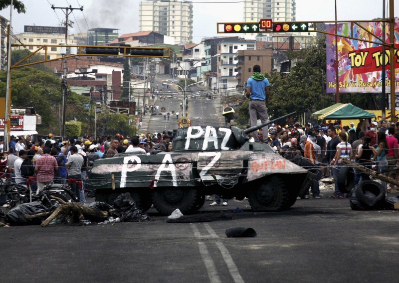 Raste broj mrtvih na prosvjedima u Venezueli