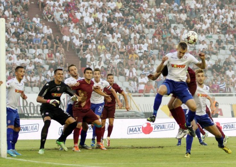 Hajduk i Rijeka podijelili bodove u uzbudljivom derbiju!