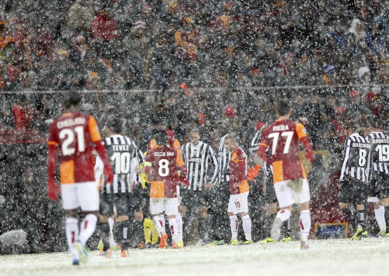 Juve i Galatasaray nisu mogli protiv ove tuče