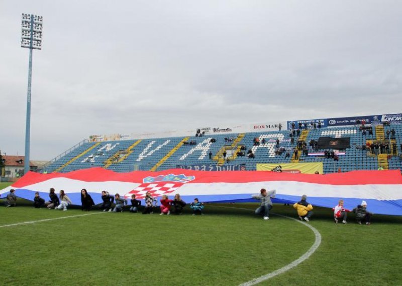 Grad želi potraživanja države u dionice: Možemo izgubiti stadion!