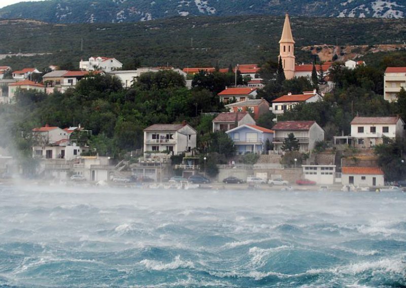Za vikend kiša, oluje i 10°C hladnije