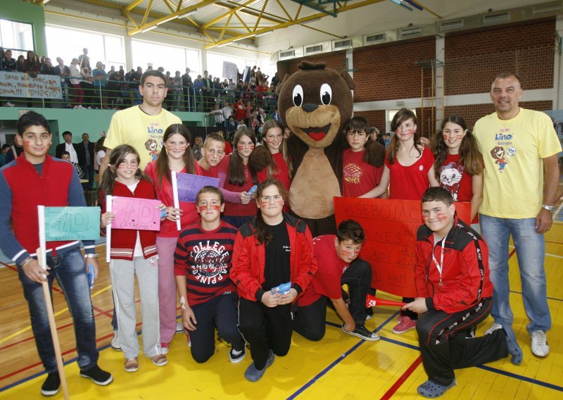 Lino višebojac u I. osnovnoj školi Bjelovar