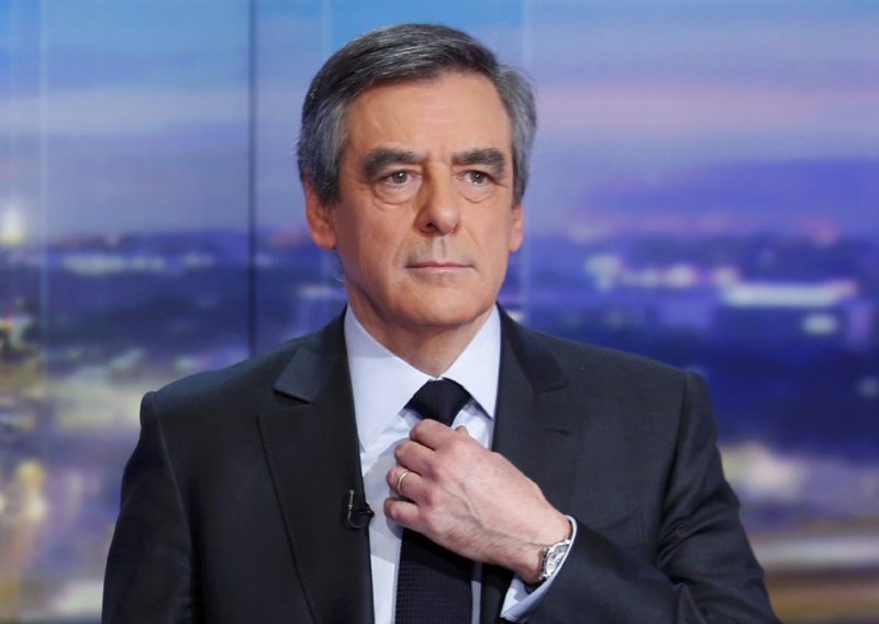 Fillon se ispričao francuskoj javnosti