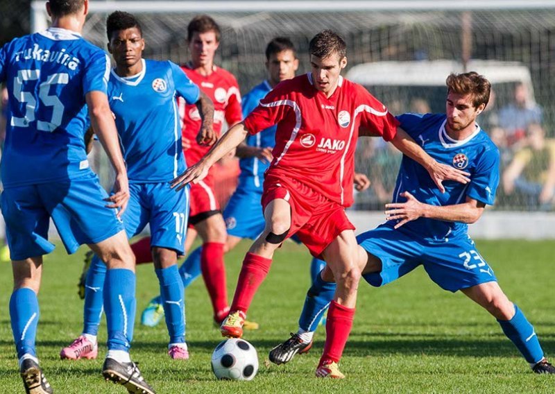 Dinamo petardom prošao Zagoru u Unešiću