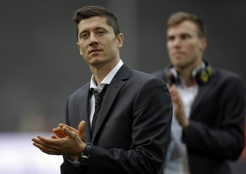 Lewandowski prevario Bayern i odlazi u Englesku?