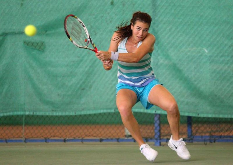 WTA Quebec: Ajla imala polufinale u rukama