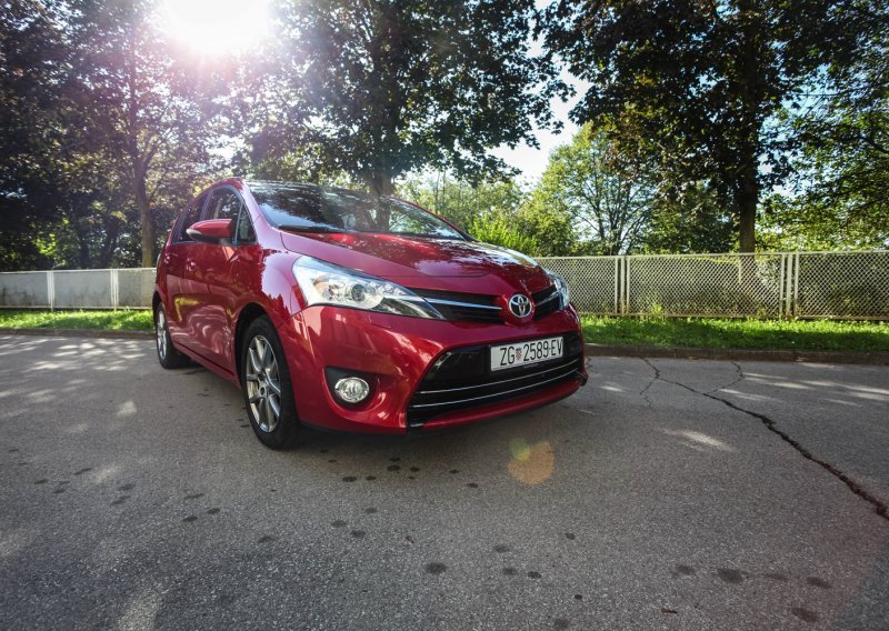 Verso 2.2 D-CAT Sol - quo vadis Toyota?