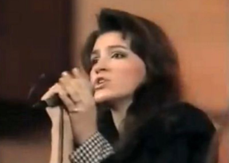 Prepoznajete li ovu slavnu pjevačicu?