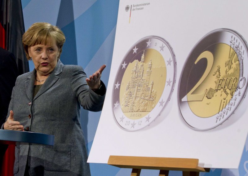 Berlin i Pariz osnivaju skupinu za krizu eurozone