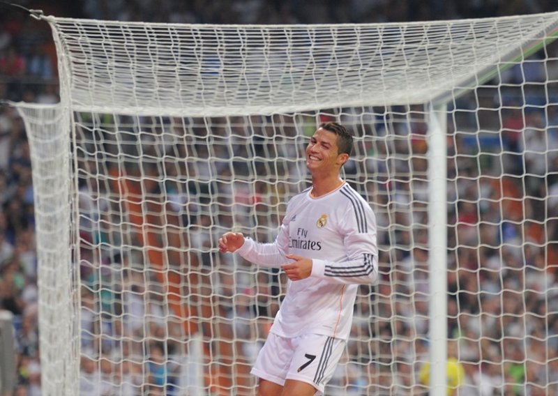 Ronaldo briljantnim golom potvrdio trijumf Reala!