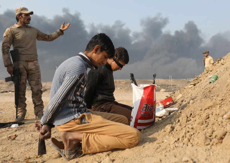 Pešmerge prodiru prema Mosulu, ubijeno 900 džihadista