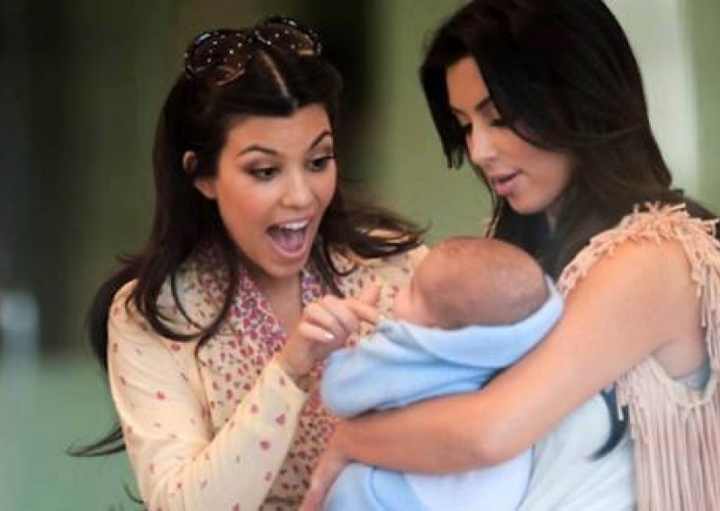 Kim Kardashian odbija prodati sliku kćerkice