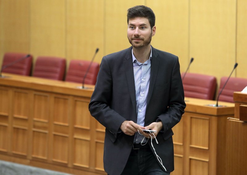 Pernar zavapio: Nemojte dozvoliti da me čudovište Hanžeković maltretira