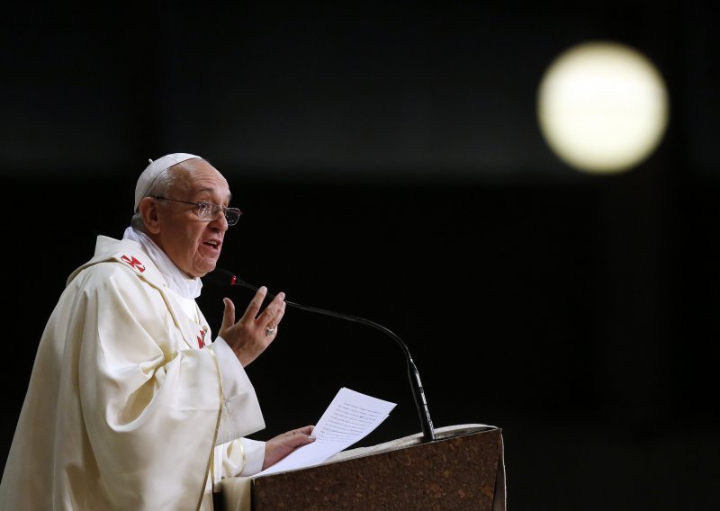 Papa pozvao na vjernost i osudio 'izdajice' u vatikanskoj birokraciji