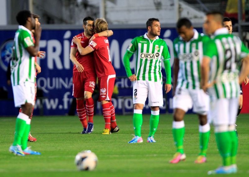 Dva gola Rakitića i prednost 3:0 nedovoljni za pobjedu Seville