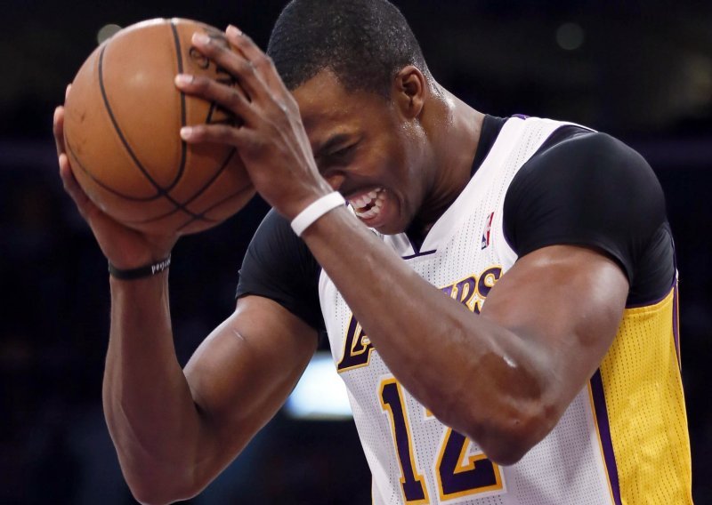 Dwight Howard ipak odlazi iz Lakersa; razlog neslaganje s trenerom