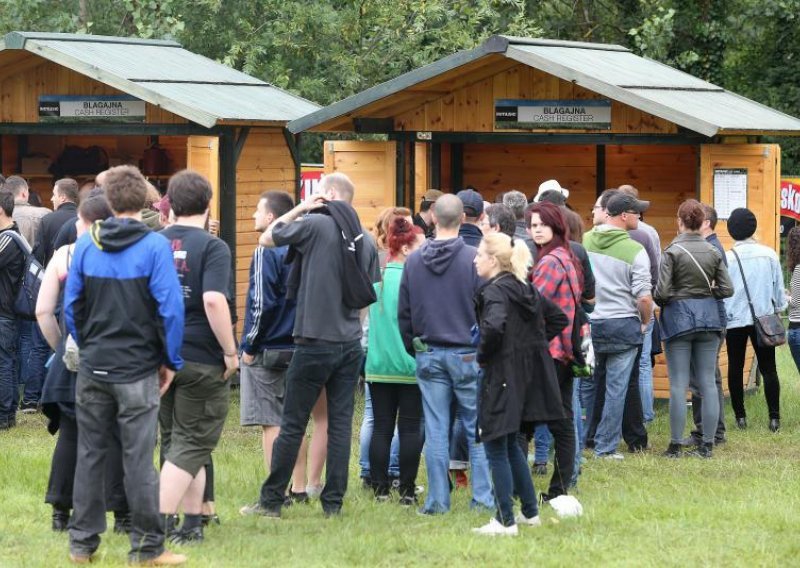 Fiskalne blagajne stvorile gužve na blagajni InMusic festivala