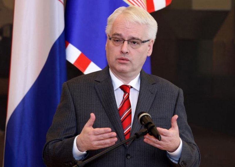 Josipović: Niti Tuđman nije nikad bio na Plitvicama