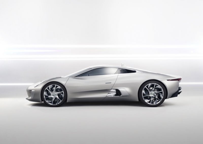 Jaguar oduševio futurističkim sportašem C-X75