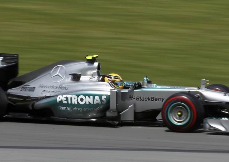 Mercedes i Pirelli krivi - ali dobili tek upozorenje