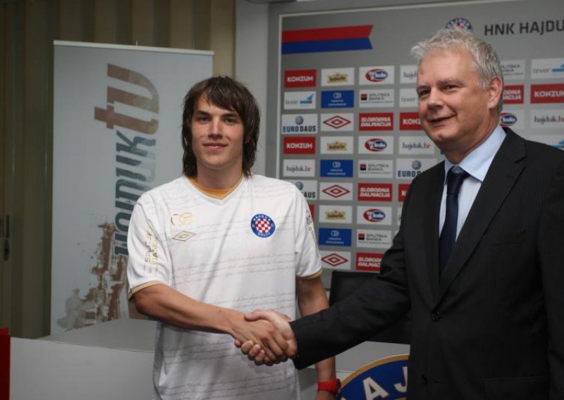 Odbio unosnije ponude i potpisao za svoj Hajduk