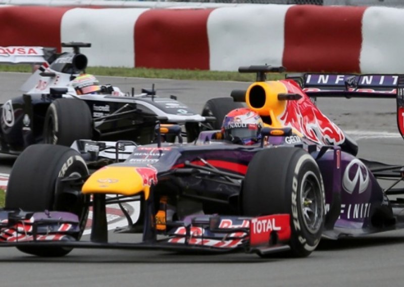 Vettel odbio velike napade i skinuo njemačko 'prokletstvo'!