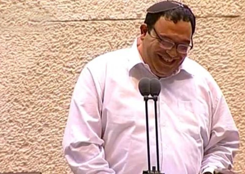 Izraelski ministar se ne može prestati smijati