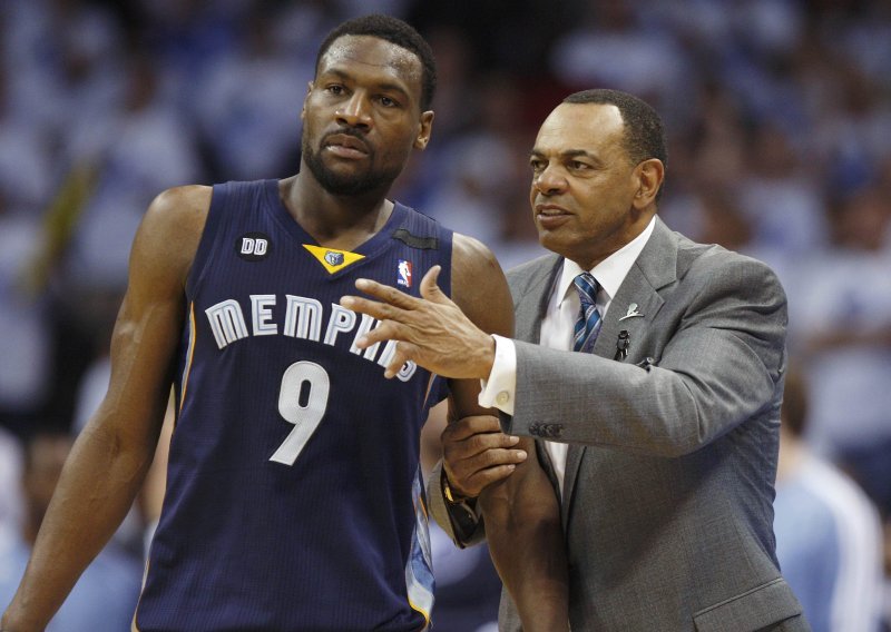 Lionel Hollins napušta klupu Memphis Grizzliesa