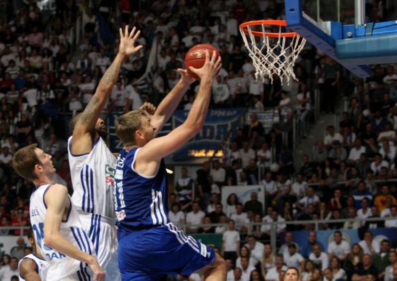 Cibona kroz grotlo Zadra na korak do hrvatske titule