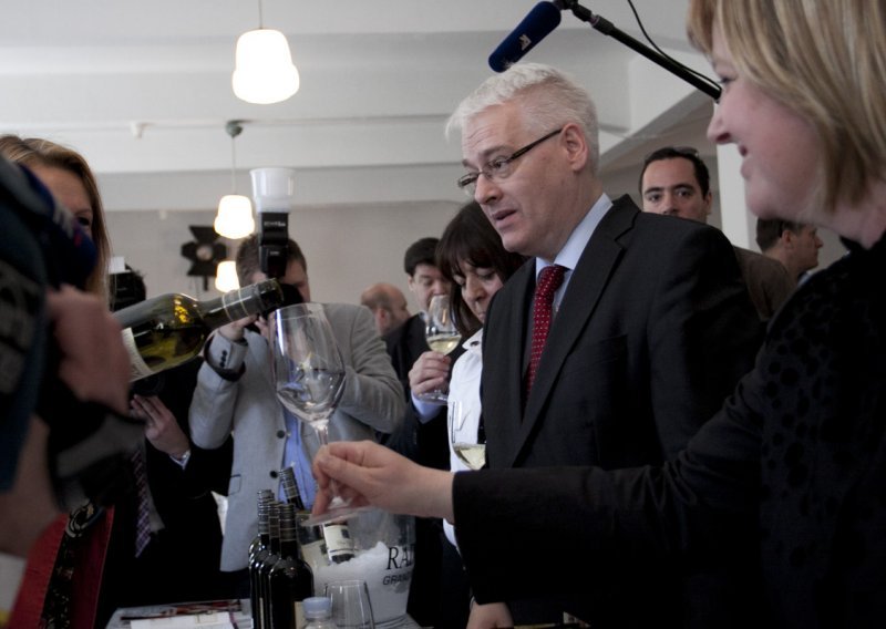 Josipović ne vidi ništa loše u komentiranju odluka Ustavnog suda