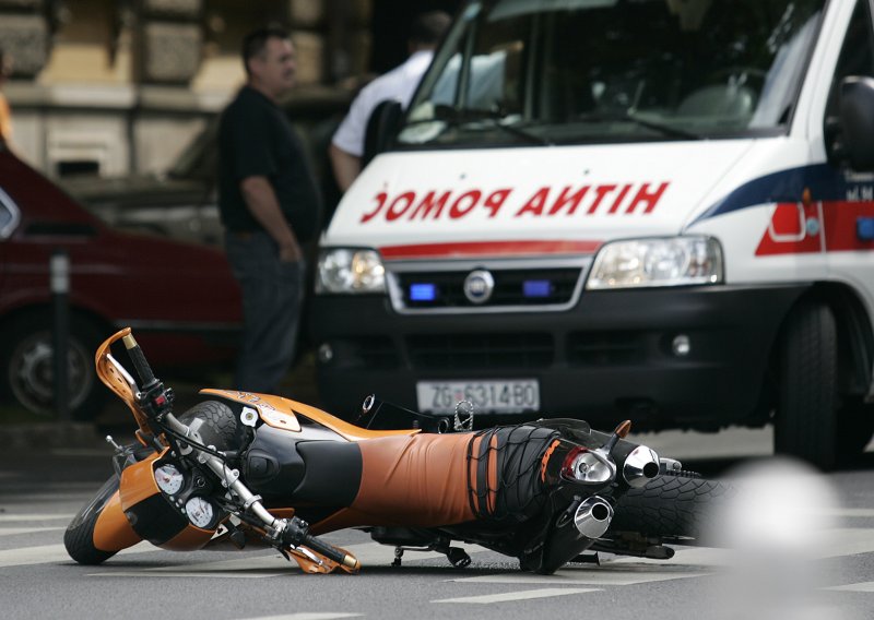 Motociklist poginuo u Svetom Jurju