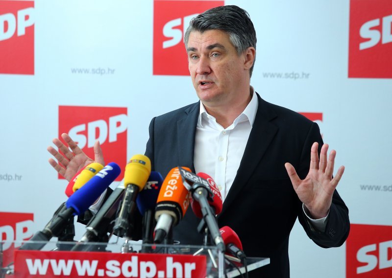 Završila sjednica Predsjedništva SDP-a: Izbori 19. studenog?