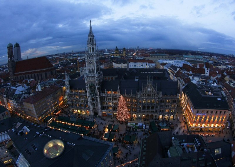 Želite povoljno putovati u München?