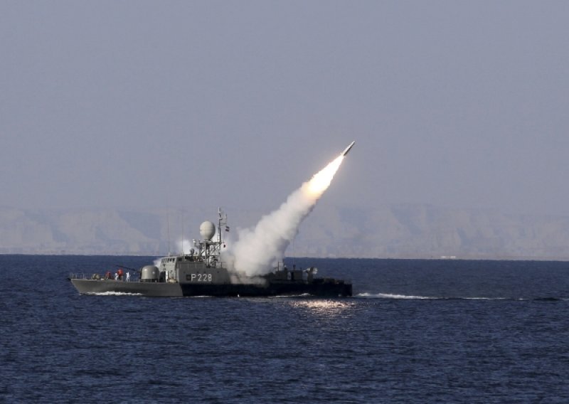Iranska mornarica u misiji na Mediteranu i u Aziji