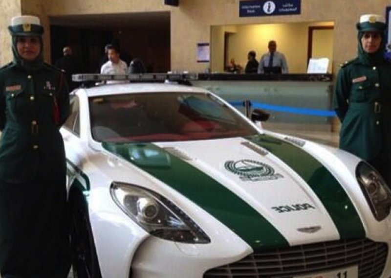 Policija u Dubaiju nabavila i Aston Martina One-77