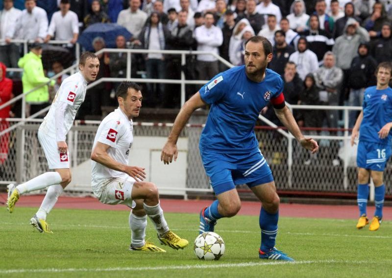 Rijeka bodom protiv Dinama još malo pobjegla Hajduku