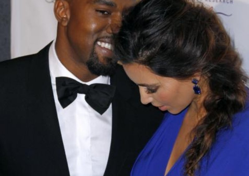 Kanye West i Kim Kardashian uživaju u luksuzu